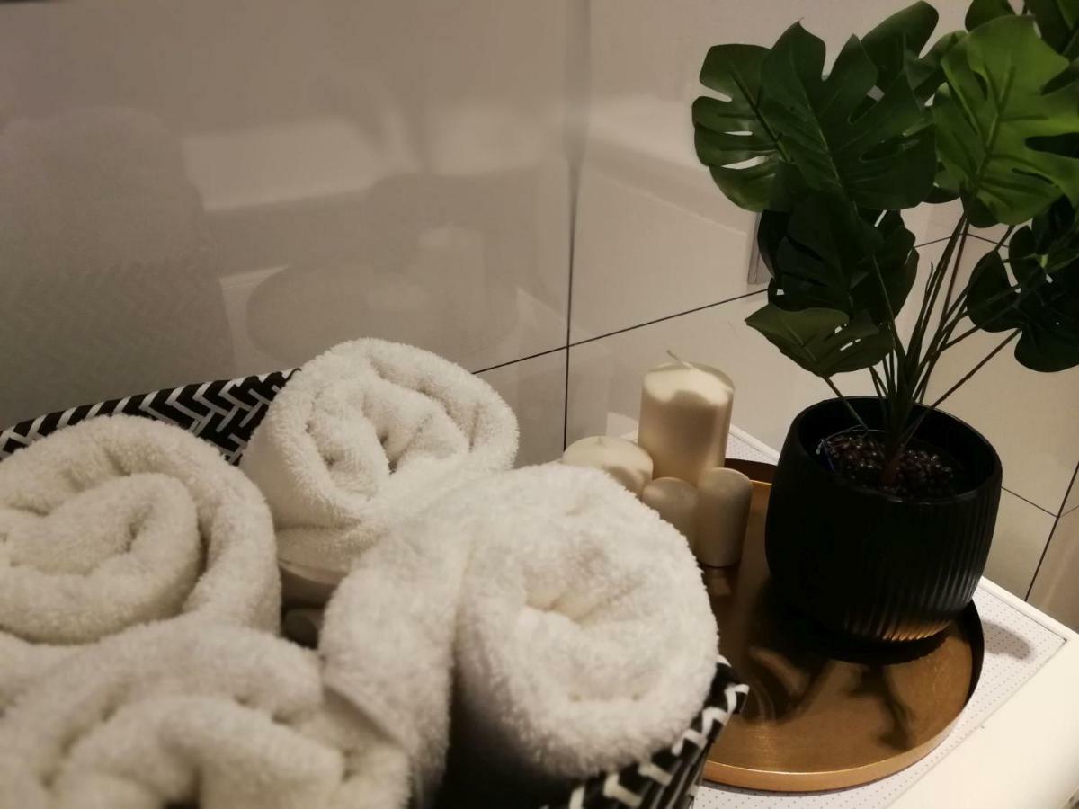 3D Szlak 77 Apartament คราคูฟ ภายนอก รูปภาพ